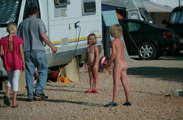 Cottage city of nudists [WorldNudism]